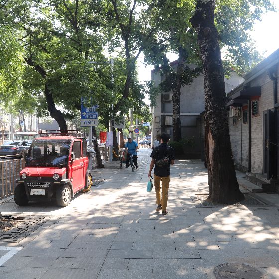 西城西安门大街临街平房