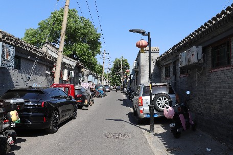东四十三条胡同-位于北京市东城区东北部，地处北新桥街道的西南部