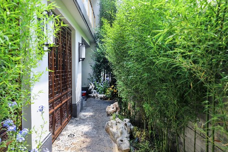 北京四合院生活：宁静空间的疗愈力量