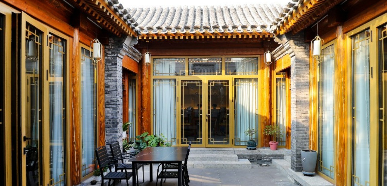 前门西新翻建精装四合院