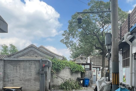 月坛街道开展爱心斑马线志愿服务活动