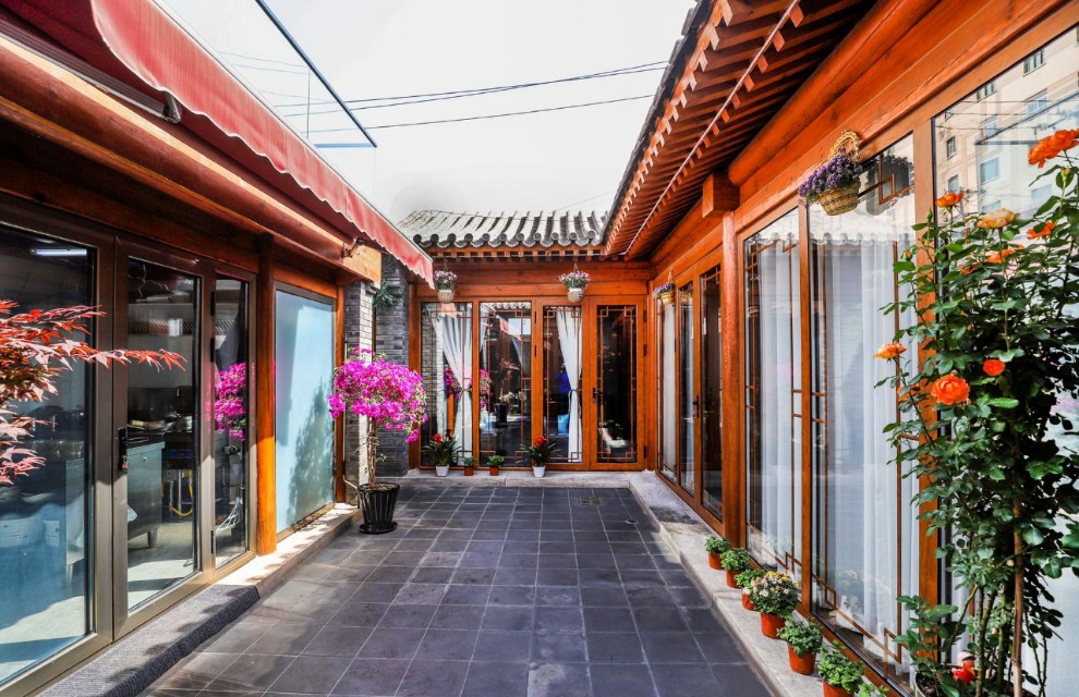 白塔寺新翻建精装修雅致小院